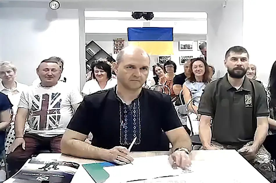 Fastiv Mayor Signing